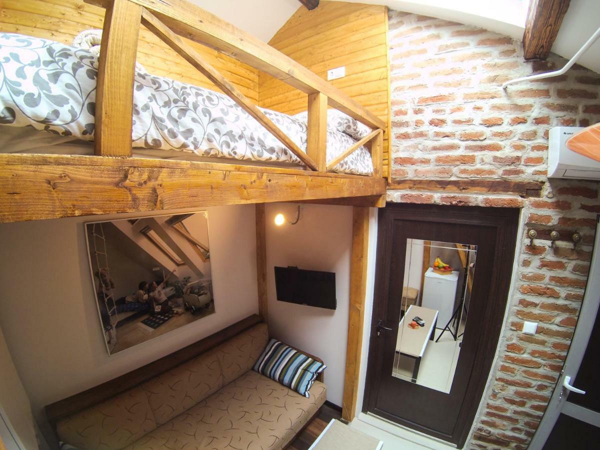 Vitosha Blvd - Attic Studio Софія Екстер'єр фото